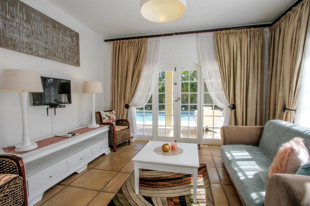 Caza Beach Guesthouse Durban Exterior foto